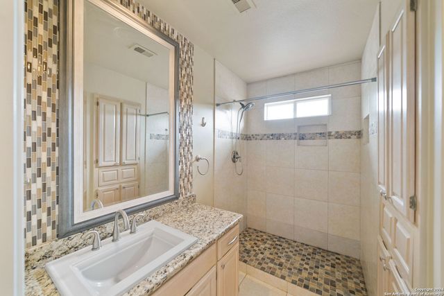 711 ARCH STONE, San Antonio, TX 78258