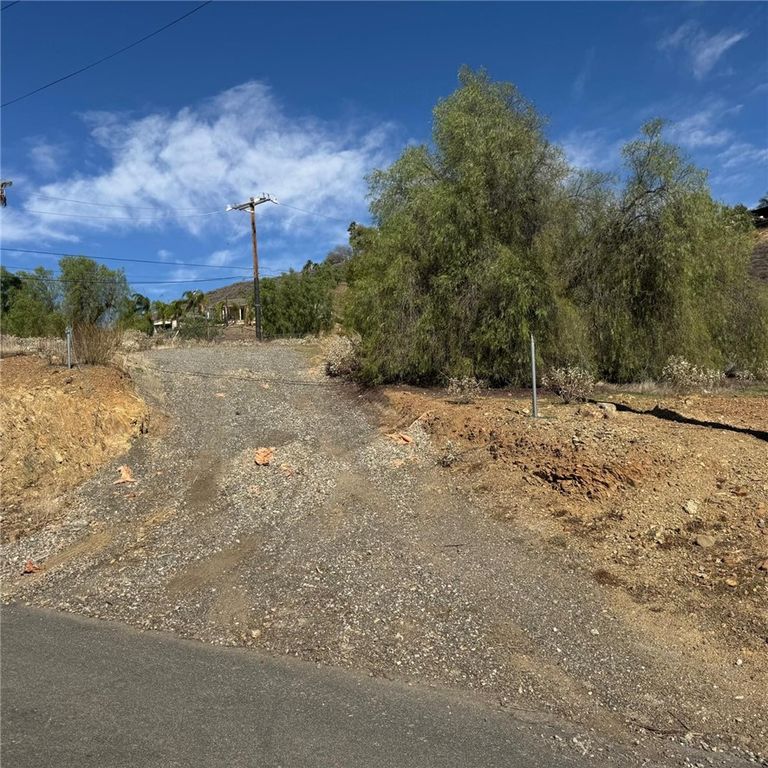 24460 Conejo Drive, Menifee, CA 92687 — photo 2
