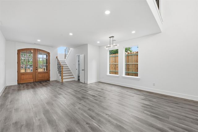 4007 S Denley Drive, Dallas, TX 75216