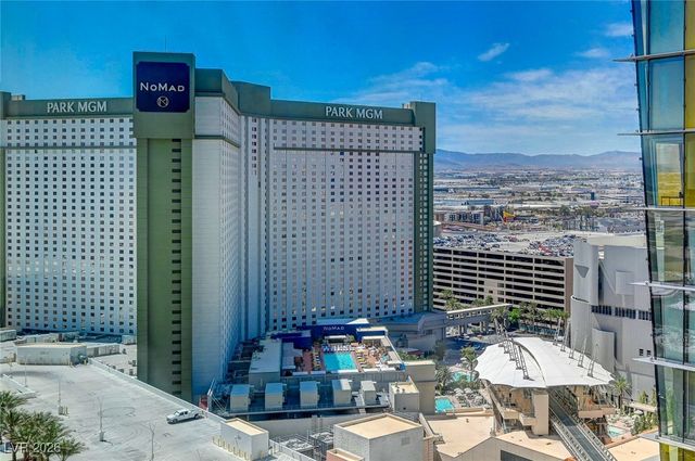 3722 Las Vegas Boulevard 2010, Las Vegas, NV 89158