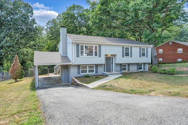 5263 Fordwick DR, Roanoke, VA 24018