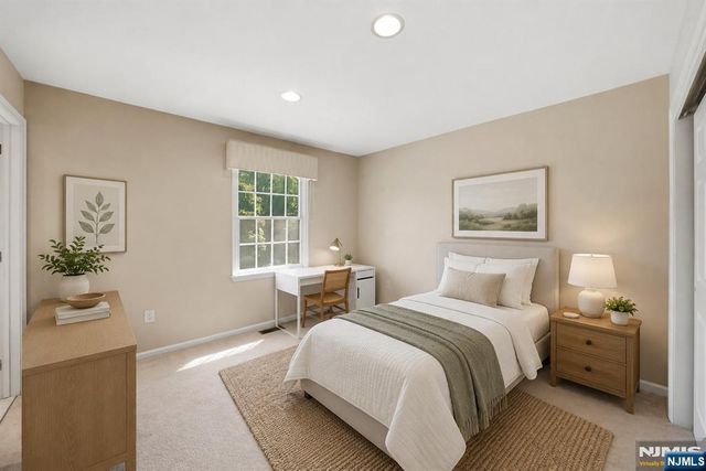 5 Pheasant Run, Old Tappan, NJ 07675