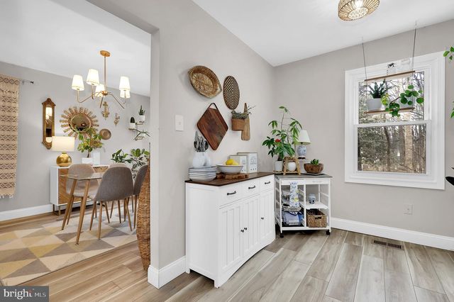 17121 BRIARDALE RD, Rockville, MD 20855