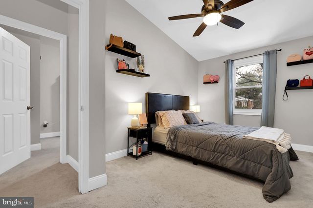 17121 BRIARDALE RD, Rockville, MD 20855