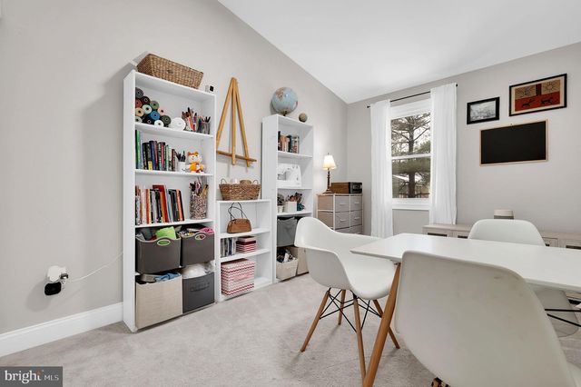 17121 BRIARDALE RD, Rockville, MD 20855