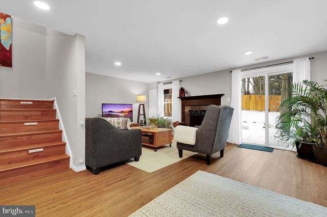 17121 BRIARDALE RD, Rockville, MD 20855