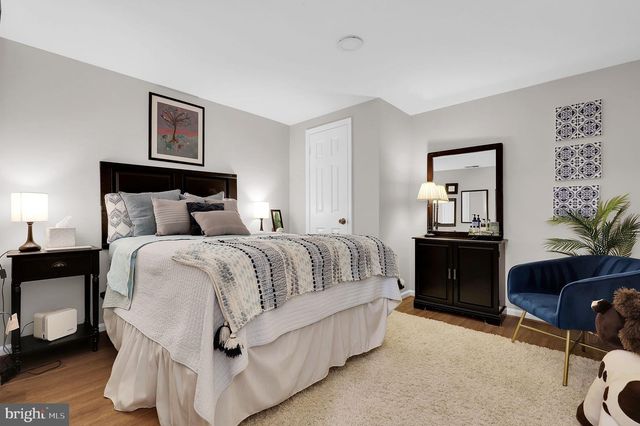 17121 BRIARDALE RD, Rockville, MD 20855