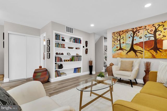 17121 BRIARDALE RD, Rockville, MD 20855