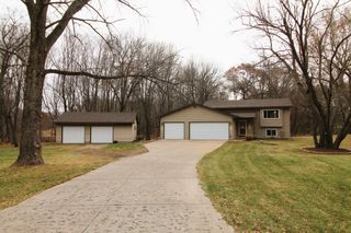 122 168th Avenue NE, Ham Lake, MN 55304