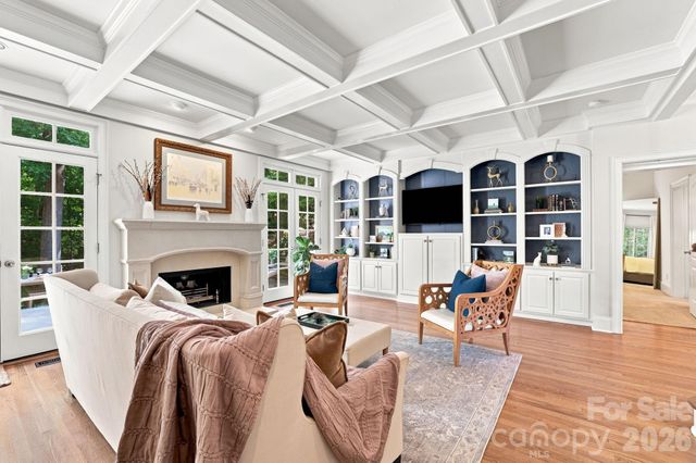 1817 Asbury Hall Court, Charlotte, NC 28209