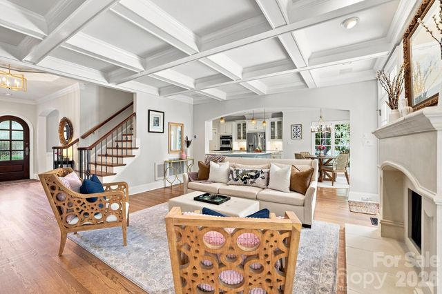1817 Asbury Hall Court, Charlotte, NC 28209