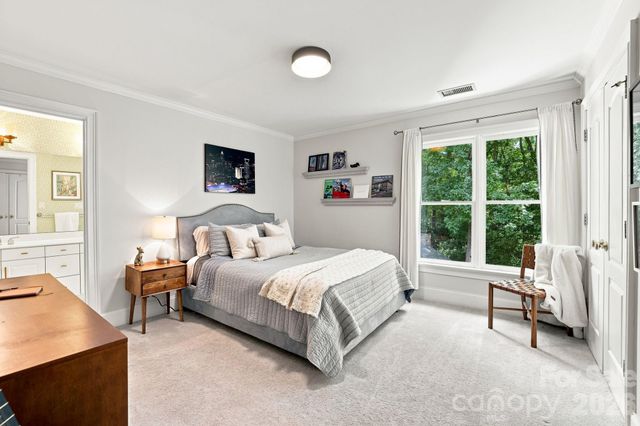 1817 Asbury Hall Court, Charlotte, NC 28209