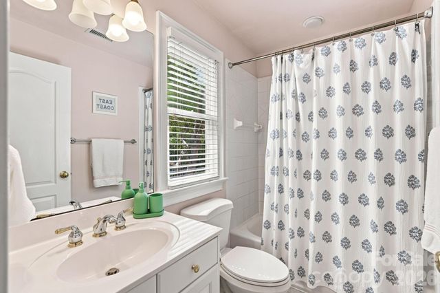1817 Asbury Hall Court, Charlotte, NC 28209
