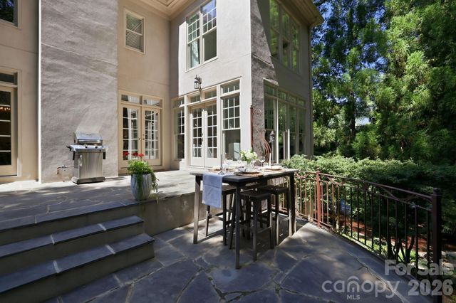 1817 Asbury Hall Court, Charlotte, NC 28209