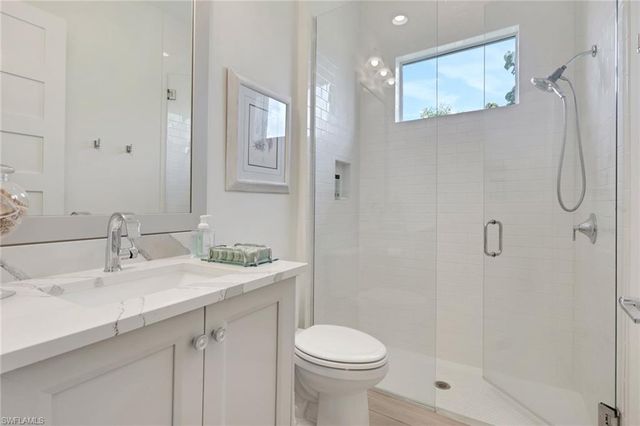 6367 Negril Isle DR, Naples, FL 34113
