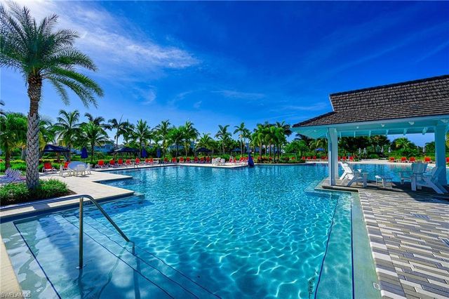 6367 Negril Isle DR, Naples, FL 34113