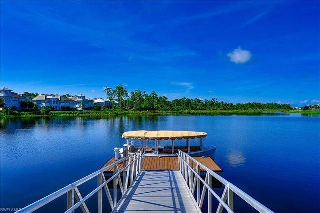 6367 Negril Isle DR, Naples, FL 34113