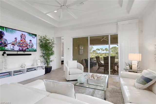 6367 Negril Isle DR, Naples, FL 34113