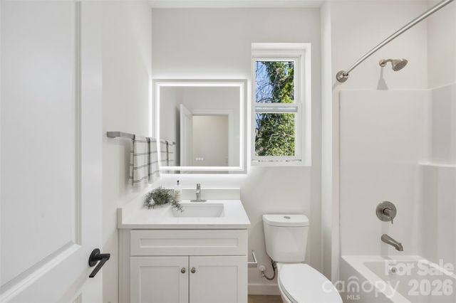 1037 Garringer Place, Charlotte, NC 28208