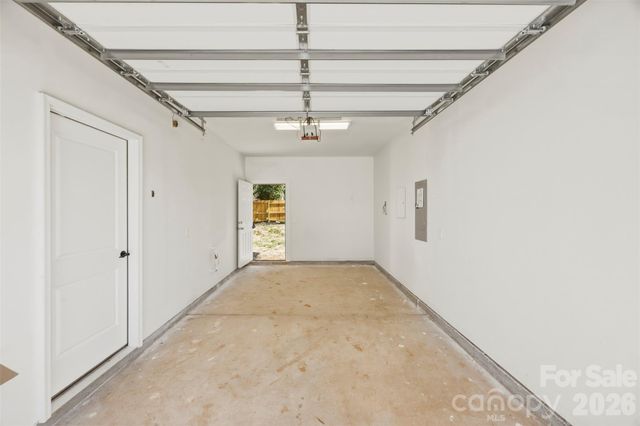 1037 Garringer Place, Charlotte, NC 28208