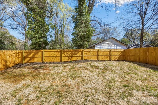 1037 Garringer Place, Charlotte, NC 28208