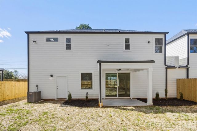 1037 Garringer Place, Charlotte, NC 28208