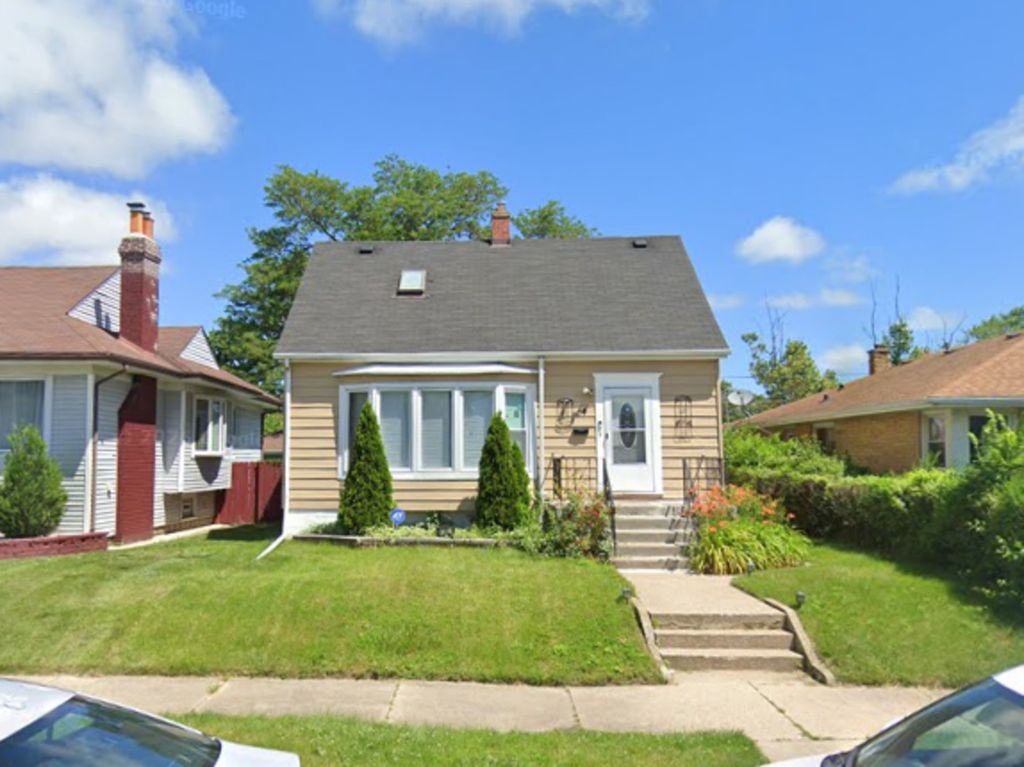 34 Elizabeth Street, Calumet City, IL 60409