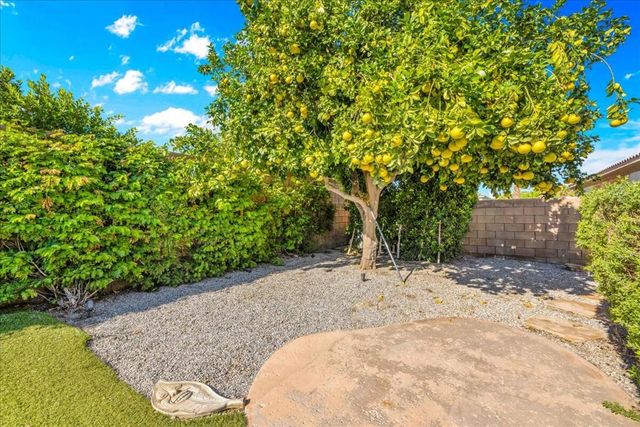 44875 Via Catalina, La Quinta, CA 92253