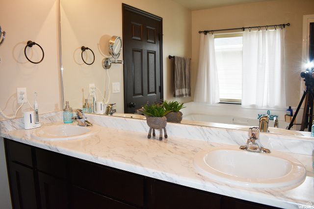 15144 S PEACE DR, Bluffdale, UT 84065
