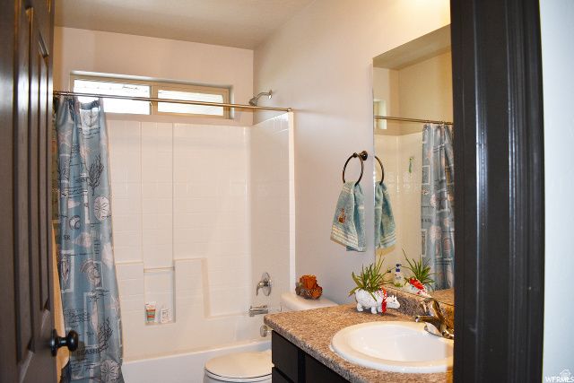 15144 S PEACE DR, Bluffdale, UT 84065