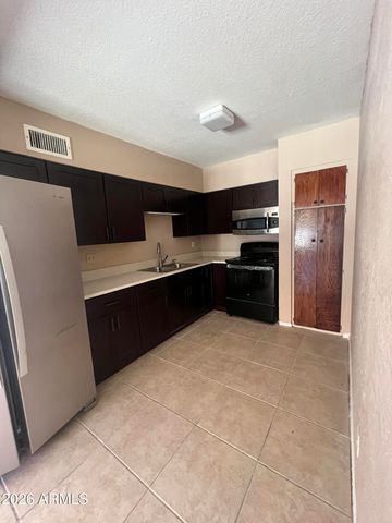 440 N LESUEUR Street, Mesa, AZ 85203