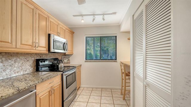 1503 CLOWER CREEK DRIVE 259, Sarasota, FL 34231