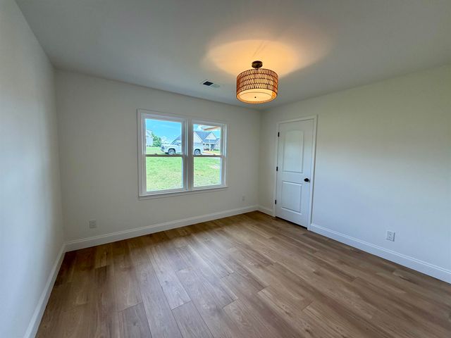 660 Cherry Hill Road, Spartanburg, SC 29307