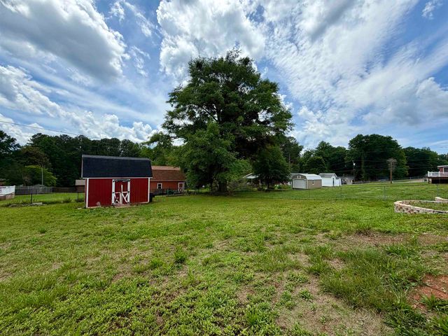 660 Cherry Hill Road, Spartanburg, SC 29307