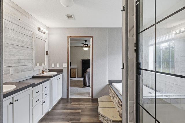 710 SW SCOUT GLEN, Fort White, FL 32038