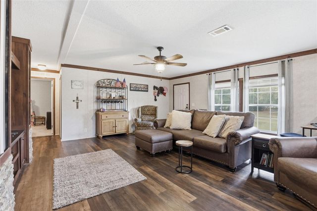 710 SW SCOUT GLEN, Fort White, FL 32038