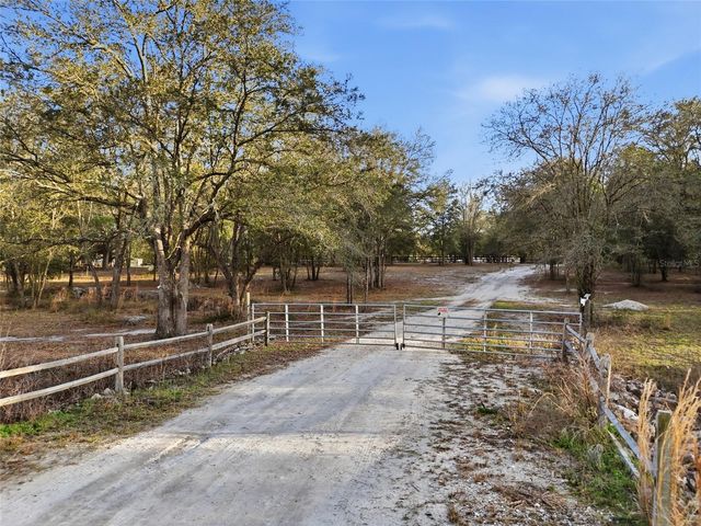 710 SW SCOUT GLEN, Fort White, FL 32038