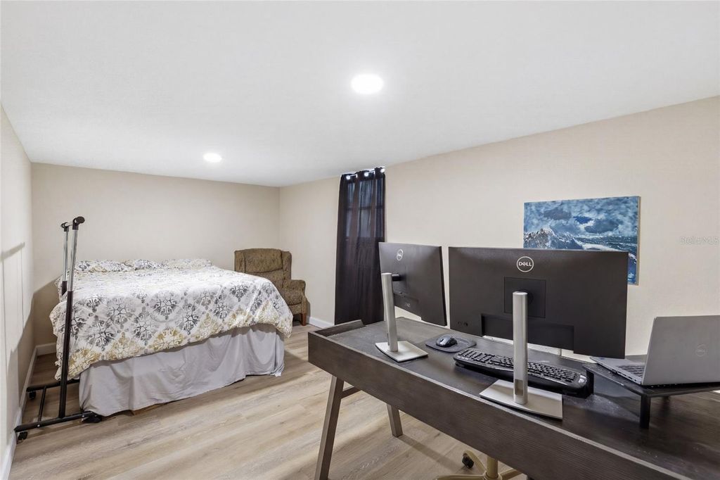 Image 23 of property listing at 710 SW SCOUT GLEN, Fort White, FL 32038