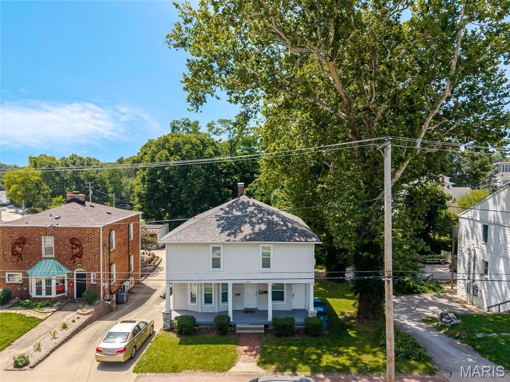 2713 College Avenue, Alton, IL 62002