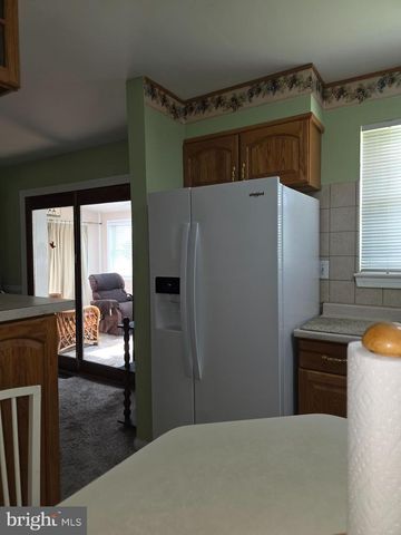 8326 VERONA DR, Hyattsville, MD 20784