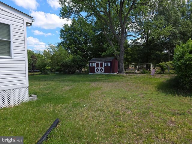 8326 VERONA DR, Hyattsville, MD 20784