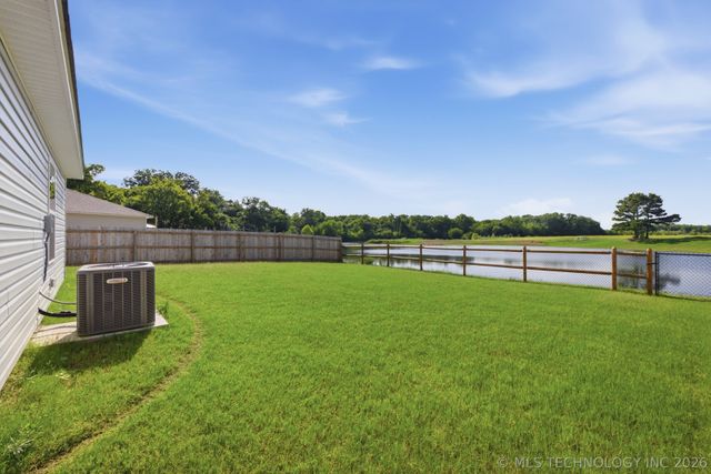 27309 E 117th Place S, Coweta, OK 74429