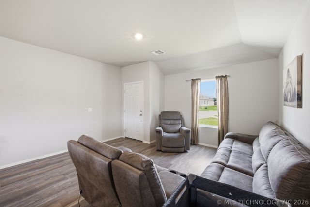 27309 E 117th Place S, Coweta, OK 74429