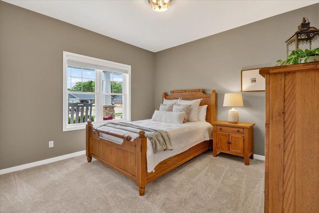 3704 Newcastle Drive, Janesville, WI 53546