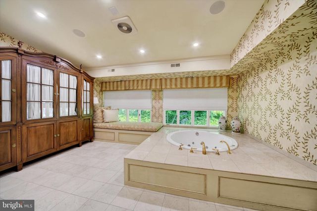 11 CAVESWOOD LN, Owings Mills, MD 21117