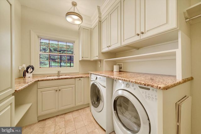 11 CAVESWOOD LN, Owings Mills, MD 21117