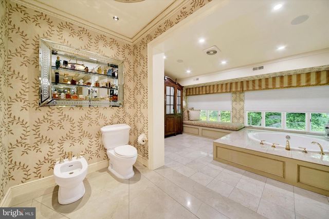 11 CAVESWOOD LN, Owings Mills, MD 21117