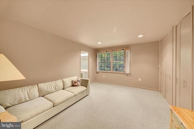 11 CAVESWOOD LN, Owings Mills, MD 21117