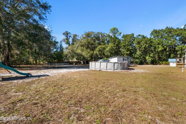 107 TYRE Road, Hollister, FL 32147
