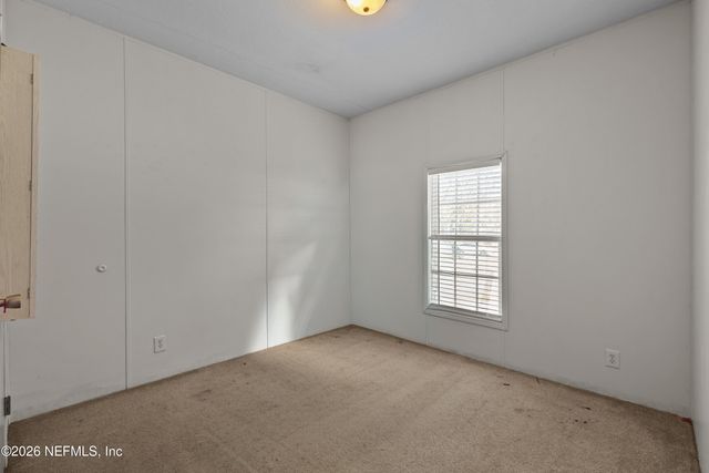 107 TYRE Road, Hollister, FL 32147